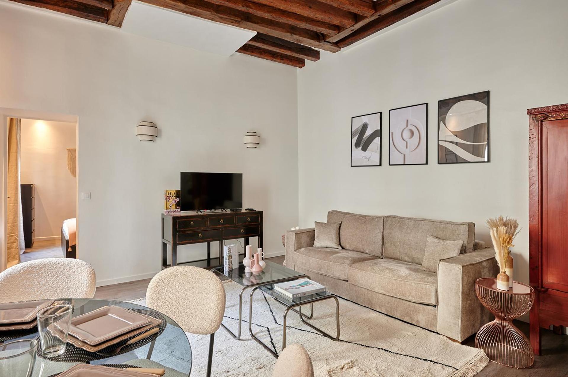 Apartment Center Of Paris By Studio Prestige Экстерьер фото