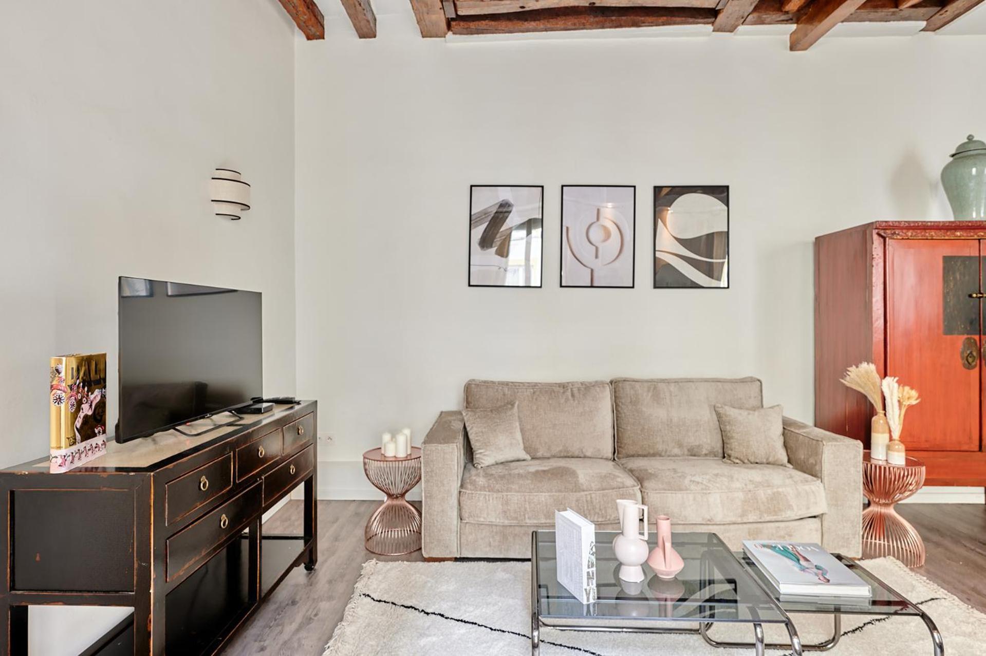 Apartment Center Of Paris By Studio Prestige Экстерьер фото